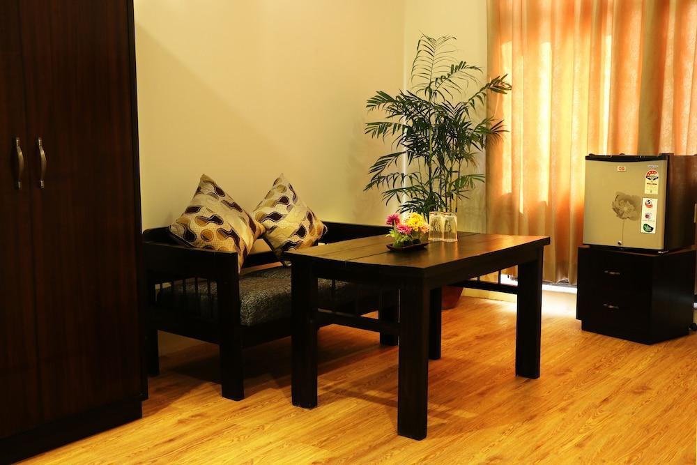 Hotel Hema Kathmandu Bagian luar foto