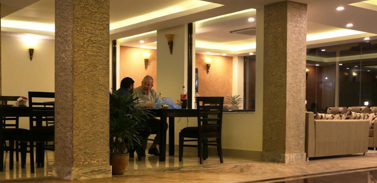Hotel Hema Kathmandu Bagian luar foto