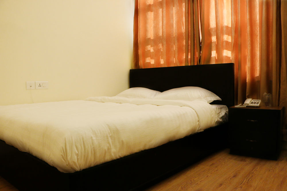 Hotel Hema Kathmandu Bagian luar foto