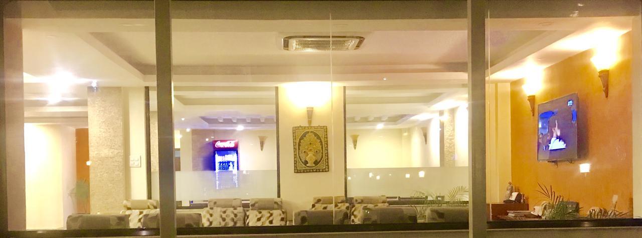 Hotel Hema Kathmandu Bagian luar foto