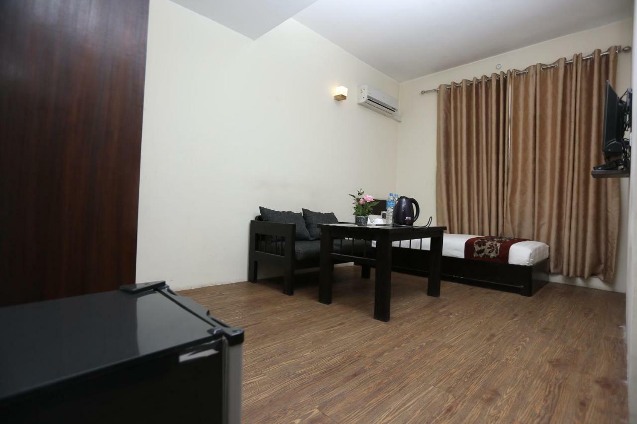 Hotel Hema Kathmandu Bagian luar foto