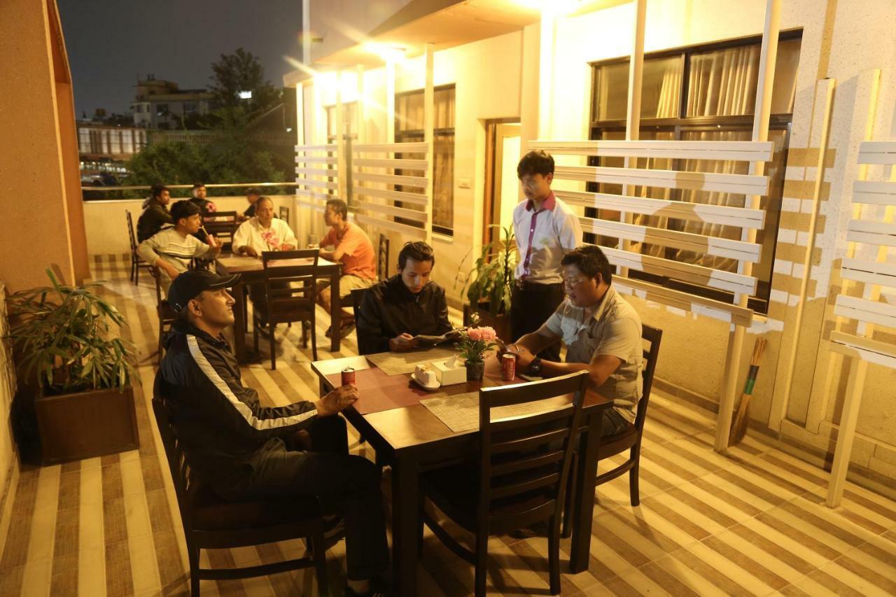 Hotel Hema Kathmandu Bagian luar foto